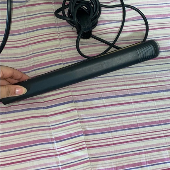 Hot tools hair straightener 1” - Picture 2 of 3